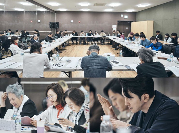 ▲ 연극 '햄릿' 상견례 현장.ⓒ신시컴퍼니