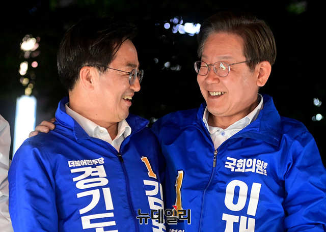 ▲ 김동연 경기도지사(왼쪽)와 이재명 더불어민주당 대표. ⓒ정상윤 기자
