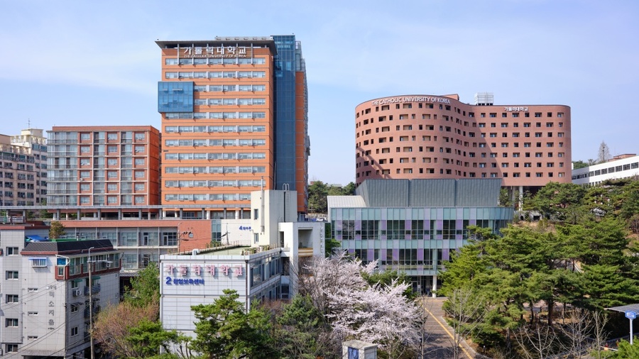 ▲ 가톨릭대학교가 최근 발표된 THE 아시아 대학평가에서 아시아 순위 113위, 국내 대학 19위를 기록하며 국내 대학 중 가장 높은 상승 폭을 기록했다. ⓒ가톨릭대
