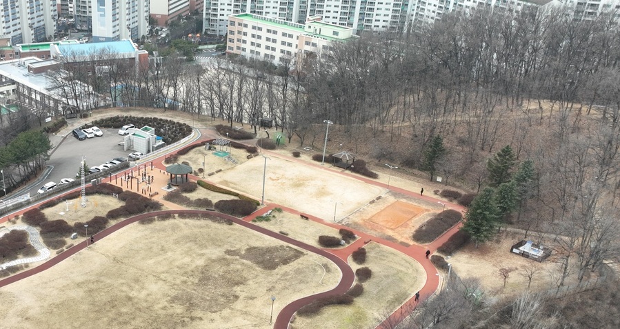 ▲ 청주시가 ‘금천배수지공원 황토체험공간 조성사업’을 착공했다.ⓒ청주시