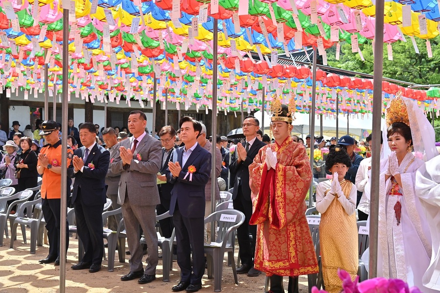 ▲ 충남 공주 마곡사 봉축법요식 장면.ⓒ충남도