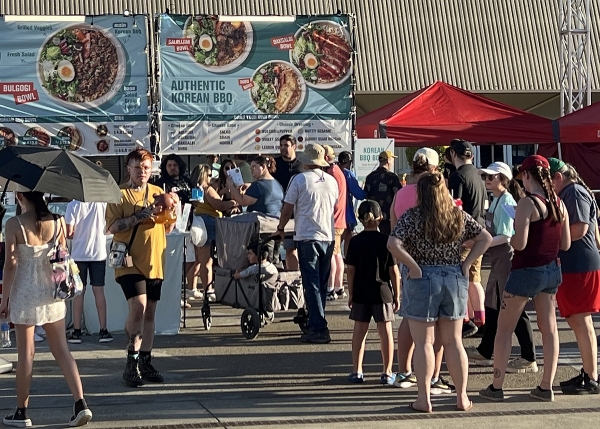 ▲ CJ푸드빌은 지난 10일부터 사흘간 미국 캘리포니아주 새크라멘토에서 열린 푸드페스티벌 ‘푸디랜드(FOODIELAND)’에서 ‘쌈앤볼(SSAMNBOWL)’ 브랜드와 한국의 식문화를 알렸다.ⓒCJ푸드빌