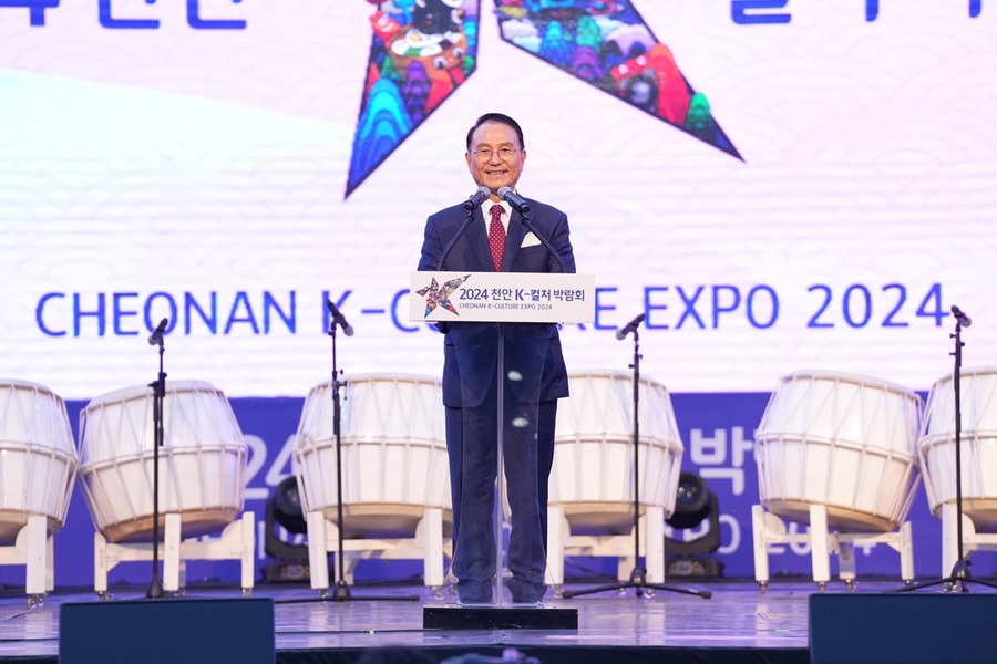 ▲ 박상돈 천안시장이 22일 오후 독립기념관에서 열린 K-컬처박람회 개막식에서 인사말을 하고 있다.ⓒ천안시