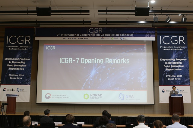 ▲ 산업통상자원부 김진 원전전략기획관이 ICGR 국제회의에서 기조연설을 하고 있다.ⓒ원자력환경공단