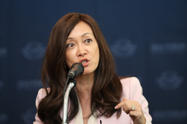 ▲ 수미 테리(52) 미국외교협회(CFR) 선임연구원이 29일 오후 제주 서귀포시 제주국제컨벤션센터에서 열린 '제19회 평화와 번영을 위한 제주포럼'에서 기자들의 질문에 답변하고 있다. 어린 시절 미국으로 이민을 간 한국계 테리 선임연구원은 미국 중앙정보국(CIA)에서 북한과 주변국 정세를 오랫동안 분석해온 미국내 대표적인 한반도 전문가다.