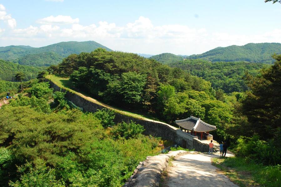 ▲ 상당산성 동문(진동문).ⓒ진경수 山 애호가