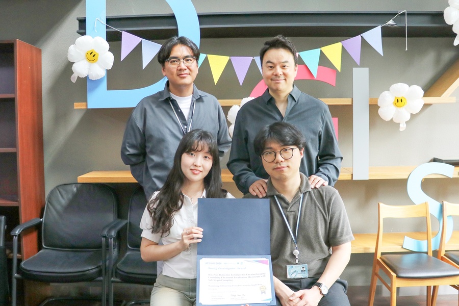 ▲ DGIST(총장 이건우) 유재석·현정호 교수 공동연구팀의 성효진·정진환 석·박사통합과정생이 세계적으로 권위 있는 영상 초음파 의학 학회인 Asian Federation of Societies for Ultrasound in Medicine and Biology 2024(AFSUMB 2024)에서 Young Investigator Award(YIA) 금상을 받았다. (왼쪽 위부터 시계방향) 유재석·현정호 교수, 정진환·성효진 석박사통합과정생.ⓒDGIST