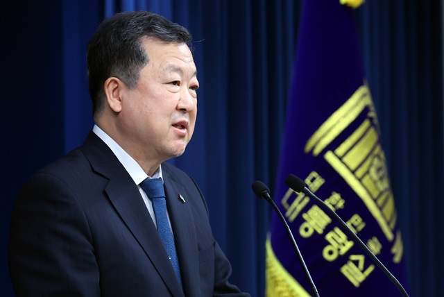 ▲ 박춘섭 경제수석이 7일 서울 용산 대통령실 브리핑룸에서 중앙아시아 순방관련 브리핑을 하고 있다. 2024.06.07. ⓒ뉴시스