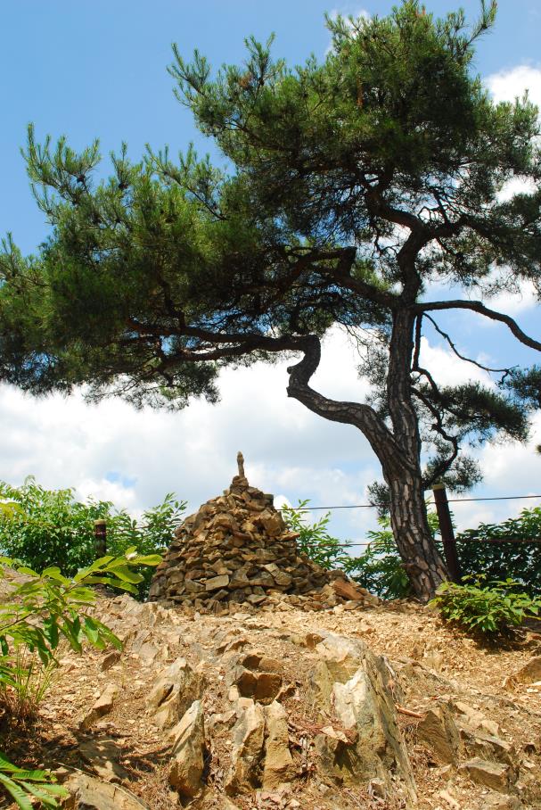 ▲ 세 번째 봉우리 정상.ⓒ진경수 山 애호가