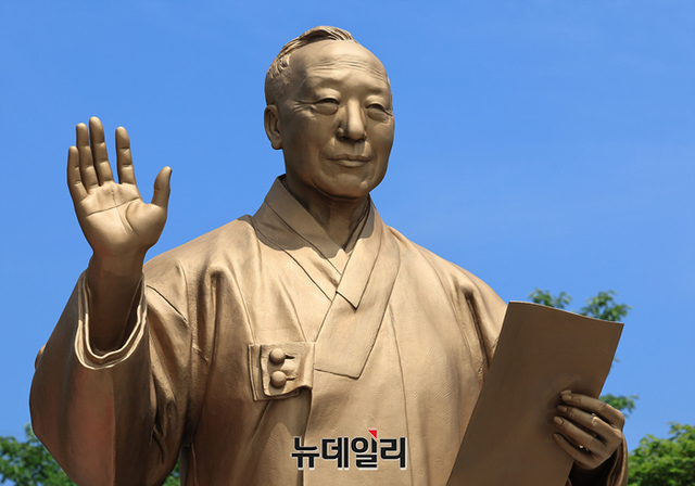 ▲ 경북 칠곡군 다부동전적기념관에 자리 잡은 이승만 전 대통령 동상. ⓒ정상윤 기자