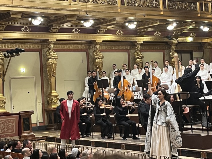 ▲ 오스트리아 빈 무대에 선 한국 현대 오페라 '처용'.ⓒ국립오페라단