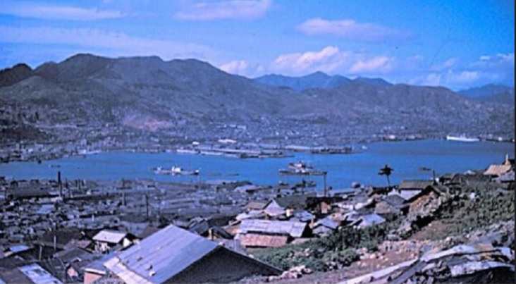 ▲ 부산 영도에서 바라본 1950년대 부산시내 원경.(1954년 미국인 촬영)