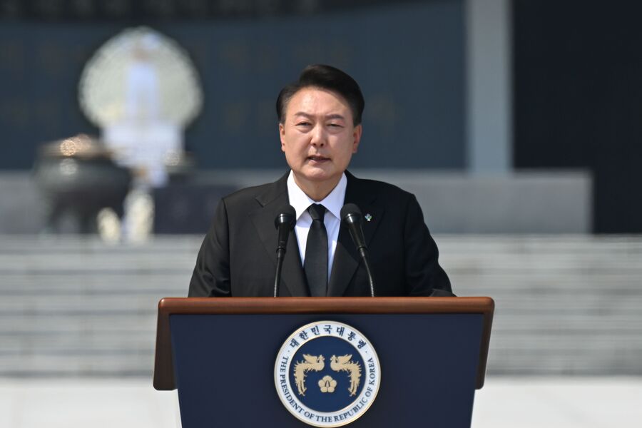 ▲ 윤석열 대통령이 지난 6일 서울 동작구 국립서울현충원에서 열린 제69회 현충일 추념식에서 추념사하고 있다. ⓒ뉴시스 제공