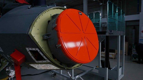 ▲ 한화시스템이 국방과학연구소와 개발한 AESA 레이다가 한국형 전투기에 장착된 모습.  ⓒ한화시스템