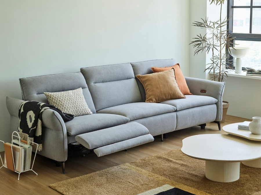 ▲ 한샘은 리클라이너 소파 '어폰'을 출시했다. ⓒ한샘