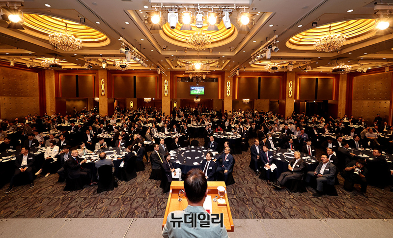 ▲ 김연희 BCG 대표 파트너가 25일 서울 롯데호텔에서 열린'제1회 뉴데일리 퓨처코리아 포럼'에서 기조연설을 하고 있다. ⓒ정상윤·서성진 기자