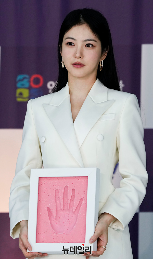 ▲ 배우 신예은