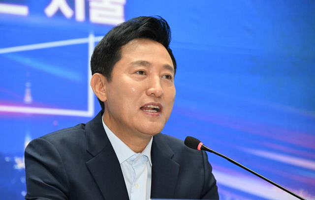 ▲ 오세훈 시장이 1일 오전 시청에서 열린 취임 2주년 기자간담회에서 발언하고 있다. ⓒ서울시 제공