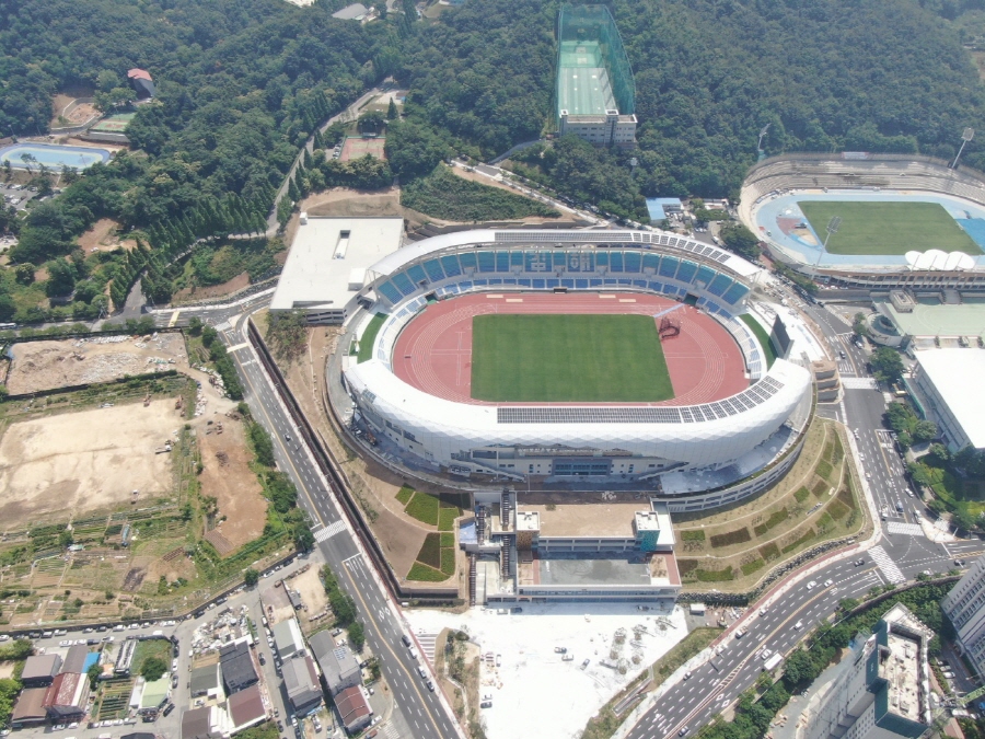 ▲ 전국체전 주경기장인 김해종합운동장 전경. ⓒ경남도 제공