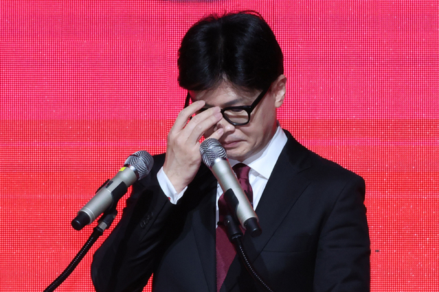 ▲ 한동훈 국민의힘 당 대표 후보가 지난 8일 광주 서구 김대중컨벤션센터에서 열린 국민의힘 제4차 전당대회 광주·전북·전남·제주 합동연설회에서 정견발표를 하고 있다. ⓒ뉴시스