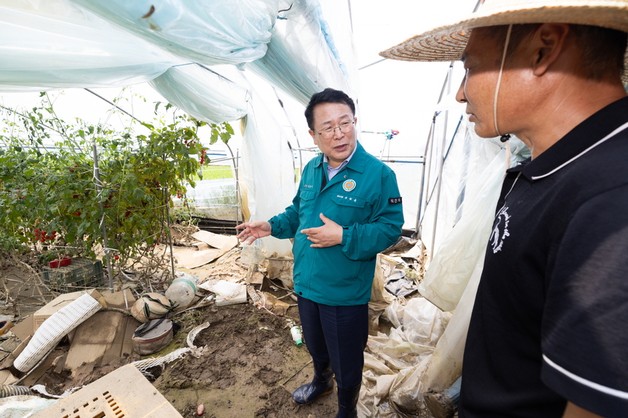 ▲ 12일 익산시에 따르면 지난 8일부터 이날 오전까지 집계된 익산 지역 집중호우 피해 금액은 114억 1,000만 원에 달한다.ⓒ익산시