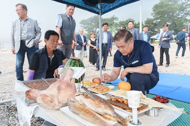 ▲ 김한성 본부장는 지난 12일 경주시 소재 해수욕장 4개소 개장식 및 안전기원제 행사에 참석했다.ⓒ월성본부