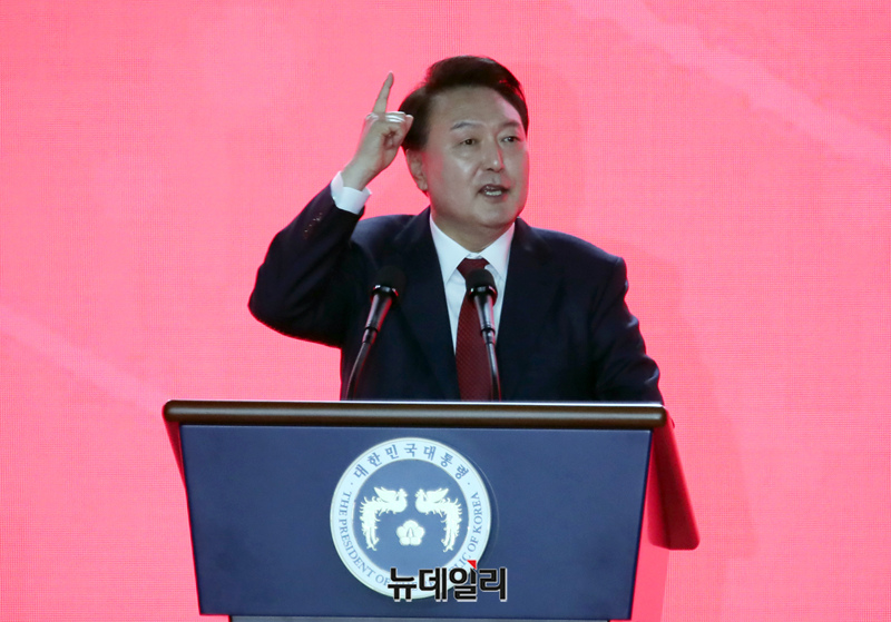 ▲ 윤석열 대통령이 23일 경기 고양시 일산 킨텍스에서 열린 국민의힘 제4차 전당대회에서 축사하고 있다. ⓒ 이종현 기자