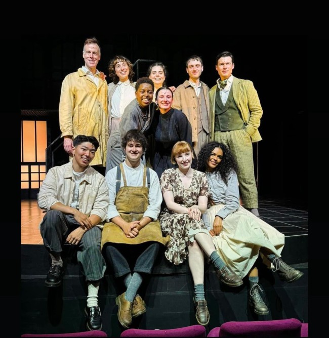 ▲ 뮤지컬 '마리 퀴리' 배우 단체 사진.ⓒ라이브