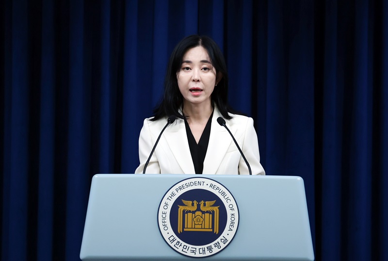 ▲ 정혜전 대변인이 2일 서울 용산 대통령실 청사에서 현안 관련 브리핑을 하고 있다. 2024.08.02. ⓒ뉴시스