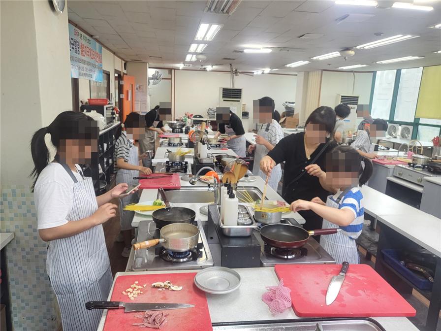 ▲ 대구 수성구는 관내 아동복지시설 6개소 보호대상아동을 대상으로 한 특화사업 ‘명랑한 방학생활’을 실시한다.ⓒ수성구