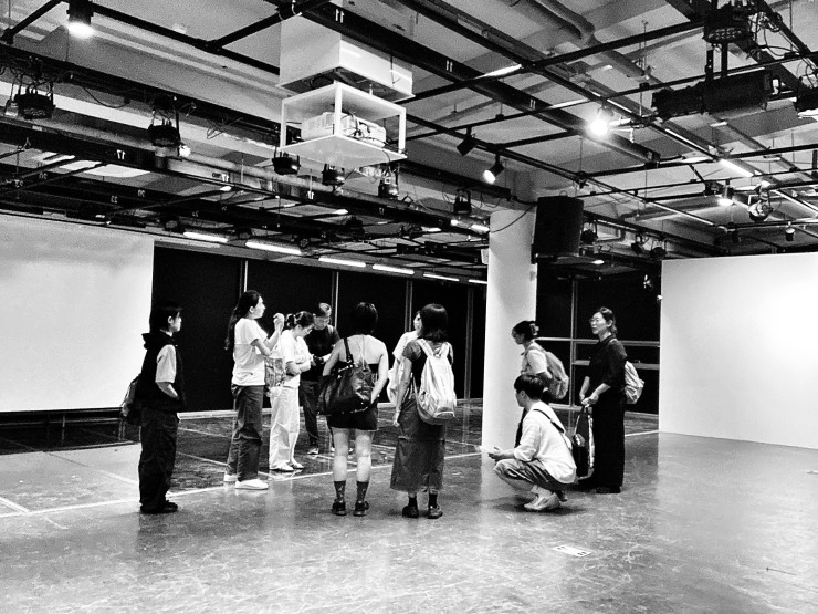 ▲ 프로젝트 불똥x플랫폼c의 '현지 가이드와 함께하는 동아시아 맞춤 투어.ⓒ서울변방연극제