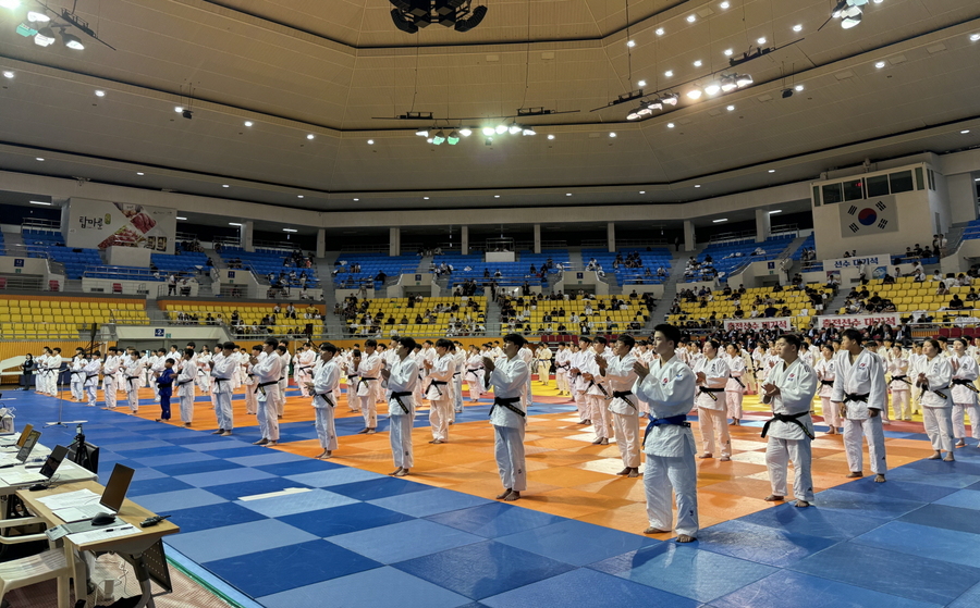 ▲ '2024 백제왕도 익산 전국생활체육 유도대회'개회식.ⓒ익산시