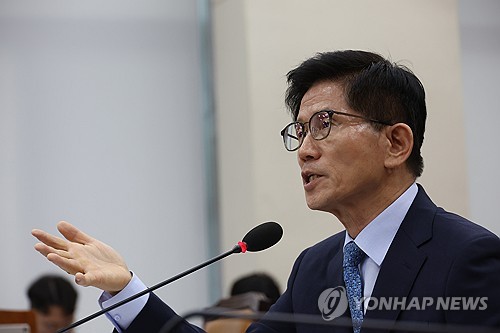 ▲ 이재명 패거리들에겐 김문수가 [눈엣가시]인가 보다. 못 잡아먹어 안달복달이다. 
국회 인사청문회는 청문회가 아니라 《인민재판》《원님재판》이었다. ⓒ 연합뉴스