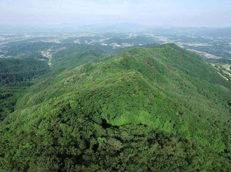 ▲ 인등산 능선(SK수펙스센터 제공).ⓒ진경수 山 애호가