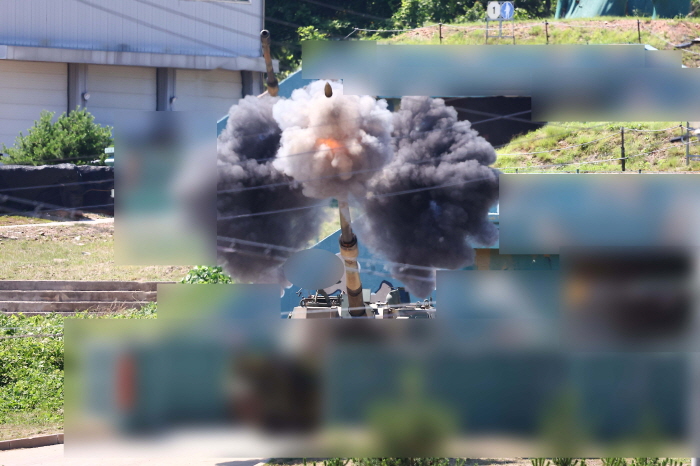 ▲ 지난 6월 26일 인천광역시 옹진군 연평도의 한 해병대 포 사격훈련장에서 K-9 자주포가 포사격 훈련을 하는 모습. 해병대는 포사격 훈련을 9·19 남북군사합의 효력이 전면 중단된 이후 연평도와 백령도에서 포사격 훈련을 재개했다. ⓒ뉴시스