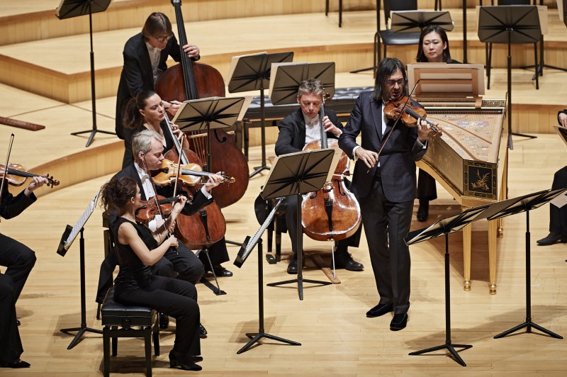 ▲ 바이올리니스트이자 지휘자인 레오니다스 카바코스.ⓒ롯데문화재단