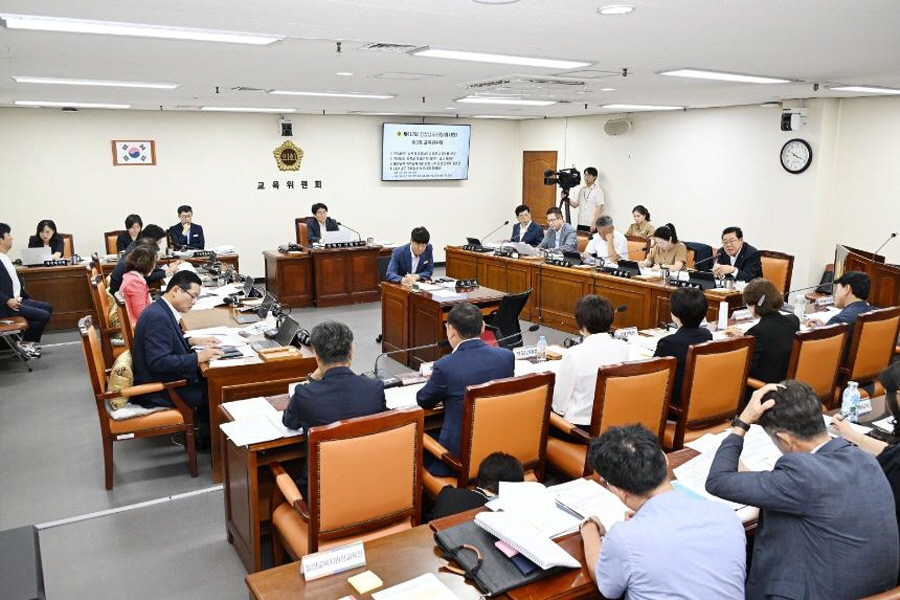 ▲ 경남도의회 제417회 임시회 제3차 교육위원회. ⓒ경남도의회 제공