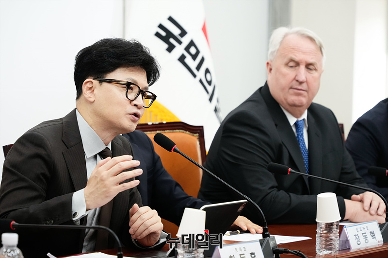 ▲ 한동훈 국민의힘 대표가 9일 오전 서울 여의도 국회에서 열린 최고위원회의에서 모두발언을 하고 있다.ⓒ서성진 기자