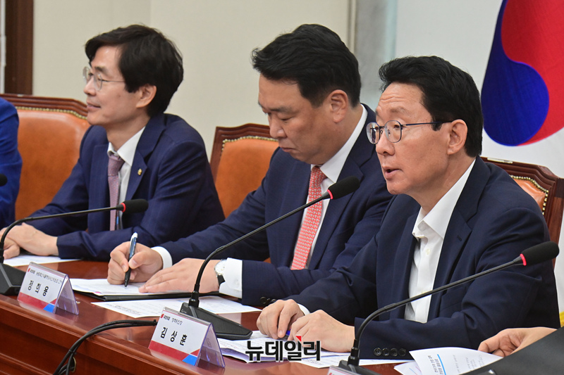 ▲ 김상훈 국민의힘 정책위의장이 10일 오전 서울 여의도 국회에서 열린 추석 성수품 수급 점검 및 수확기 쌀값-한우 가격 안정 대책 민당정 협의회에서 발언하고 있다. ⓒ뉴시스