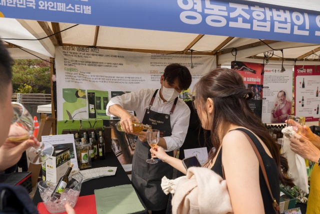 ▲ 한국와인 광명을 찾다 ‘광명동굴 대한민국 와인 페스티벌’ ⓒ경기관광공사 제공