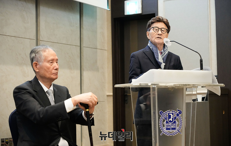 ▲ 류근일 뉴데일리 논설고문(전 조선일보 주필)이 축사를 하고 있다. ⓒ 서성진 기자