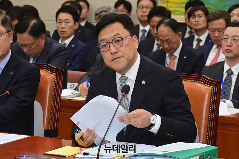 ▲ 김병환 금융위원장ⓒ 이종현 기자