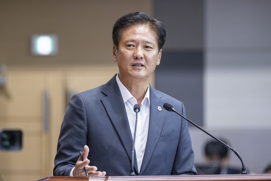 ▲ 경상북도의회 건설소방위원회 소속 최덕규 의원(경주2, 국민의힘)이 10월 10일 열린 제350회 경상북도의회 임시회에서 말하고 있다.ⓒ경북도의회
