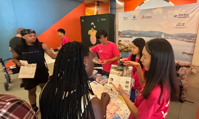 ▲ 경북문화관광공사는 지난 5일부터 6일까지 미국 폰스 시티 마켓(Ponce City Market)에서 개최된 ‘2024 미국 애틀랜타 K-관광 로드쇼’에 참가해 미주 지역 관광객 유치를 위한 홍보마케팅 활동을 펼쳤다.ⓒ경북관광공사