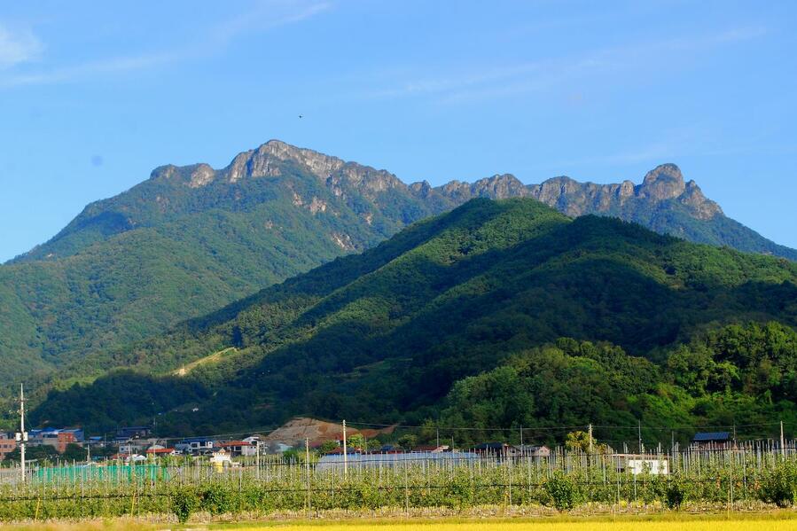 ▲ 문경의 진산인 주흘산.ⓒ진경수 山 애호가