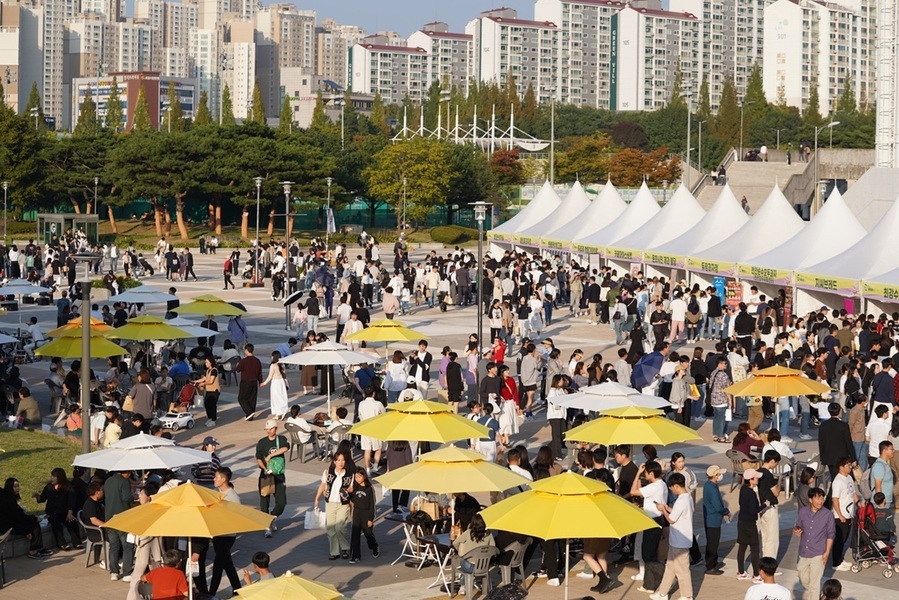 ▲ 천안종합운동장에 마련된‘2024 빵빵데이 천안’부스.ⓒ천안시