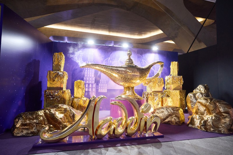 ▲ 17~27일 동대문 디자인 플라자(DDP)에서 개최하는 '서울디자인 2024'에 한국 초연을 앞둔 뮤지컬 '알라딘'의 매직 램프가 전시된다.ⓒ클립서비스