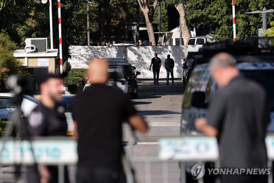 ▲ 네타냐후 총리 자택 인근 경비. ⓒ연합뉴스
