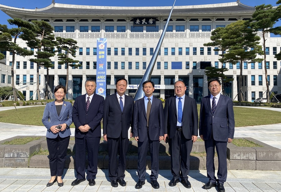 ▲ 리홍타오 중국 허난성인민대외우호협회 부회장을 대표로 하는 허난성 친선 교류단은 23일∼24일 양일간 경북도를 방문해 올해도 변함없는 우정 행보를 보였다.ⓒ경북도