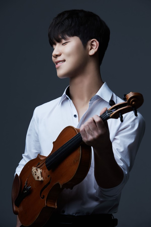 ▲ 비올리스트 신경식.ⓒ금호문화재단